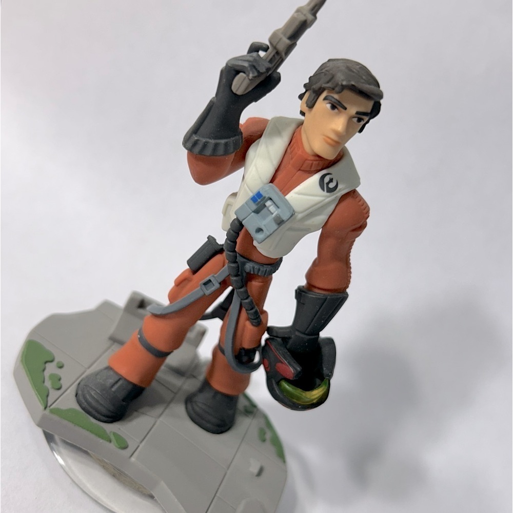 Disney Infinity 3.0 x Star Wars - Poe ❎🪽 Buy 4 $14 Figures Get TWO $14s FREE
